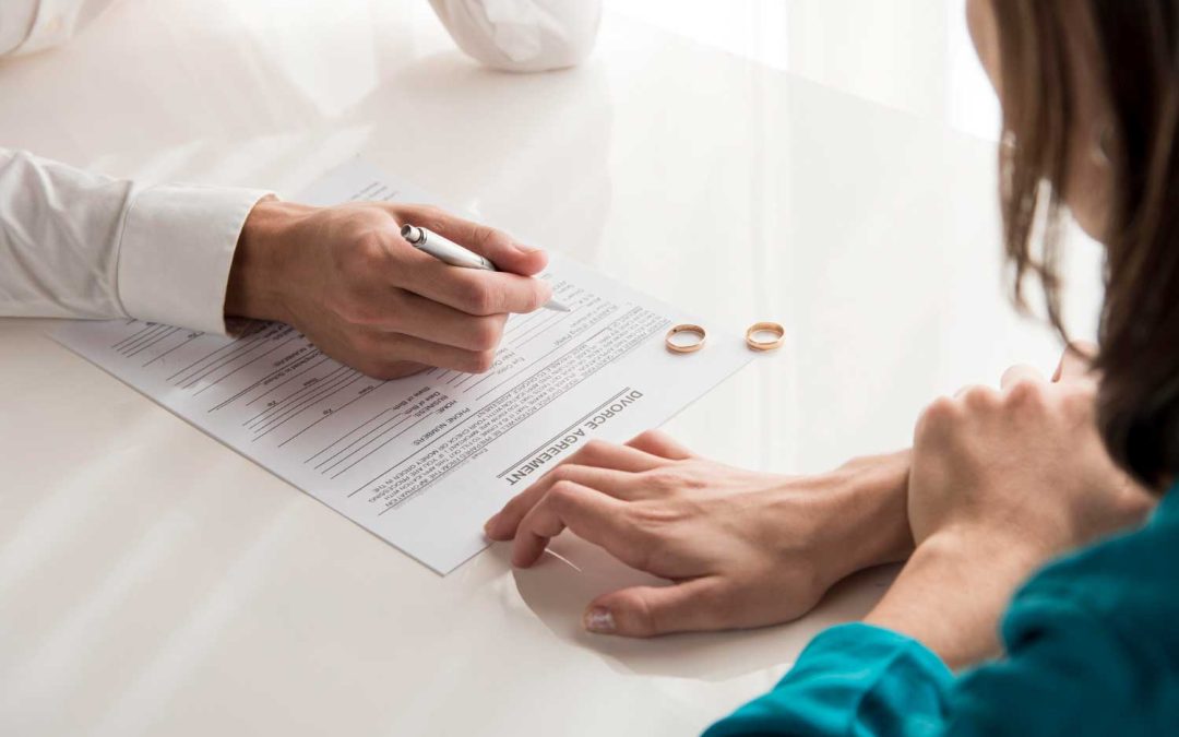 Comment divorcer sans perdre ses droits à la prestation compensatoire ?